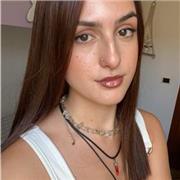 Diplomata in lingue offre un sostegno di letteratura italiana ma anche di inglese, storia e filosofia